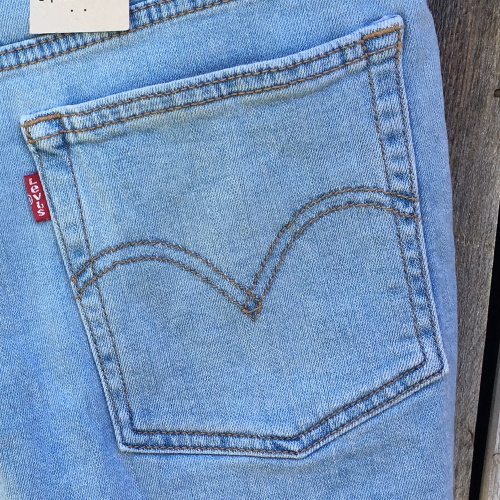 NWT Levi’s High Rise Jean Shorts Sapphire Sound 29 - Picture 11 of 14